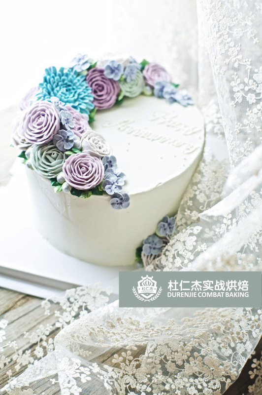 韓式裱花培訓(xùn)班學(xué)員作品