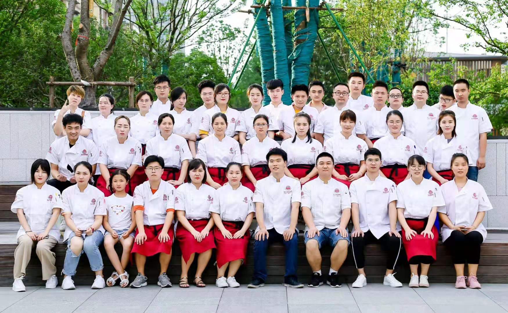 杜仁杰烘焙學校學員合影